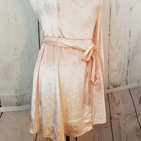 KALANI HILLIKER for Alyce One-Shoulder Velvet Dres - Picture 2 of 7